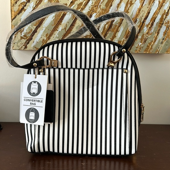 Miztique Bags Miztique The Daisy Convertible Backpack Purse Nwt